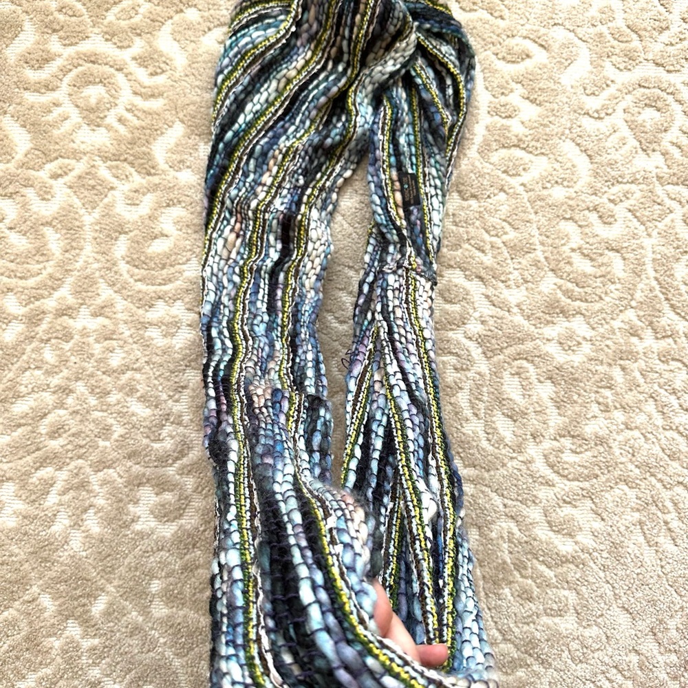 Infinity scarf - Picture 3 of 3